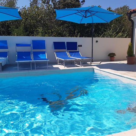 Villa Bianca - Apartment With Private Pool 普利拉卡 外观 照片